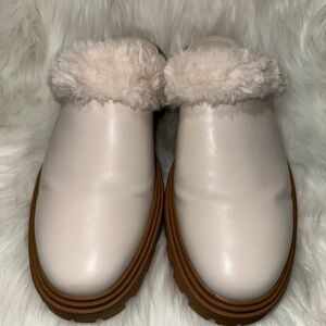 JF J.Ferrar Cream Fur-Lined Women's Mules